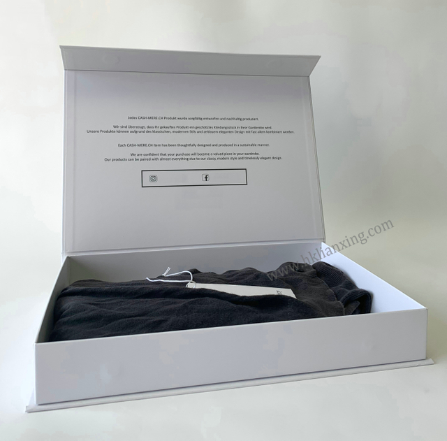 艺术纸白色服装纸盒