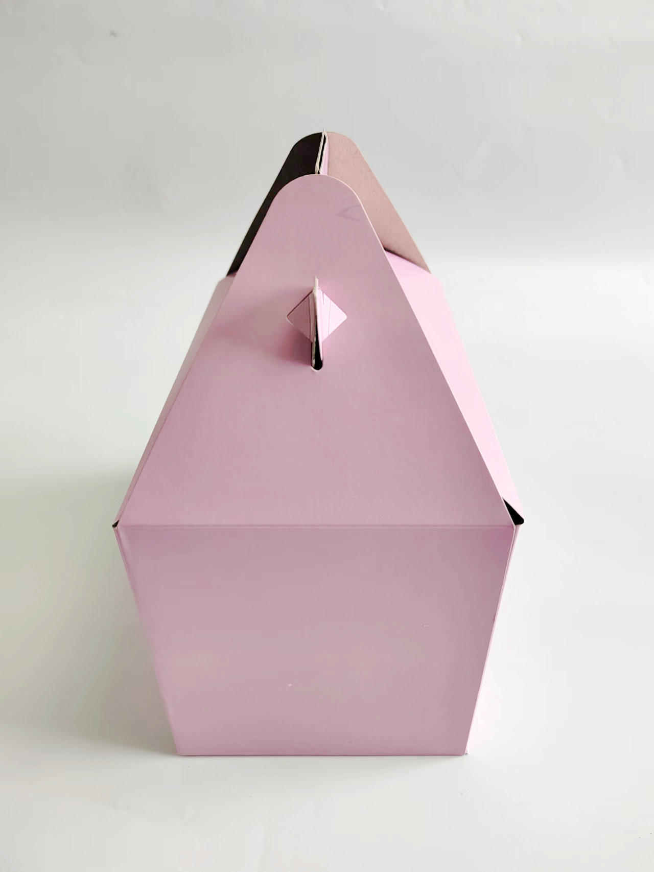 粉色纸盒