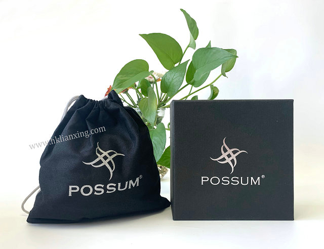 纸纸黑色珠宝纸盒